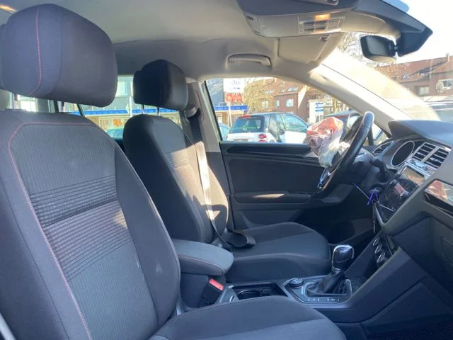 VW Tiguan – 36