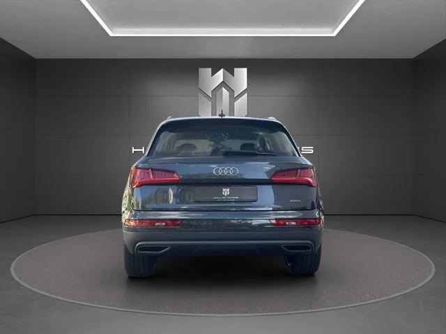 Audi Q5 – 4