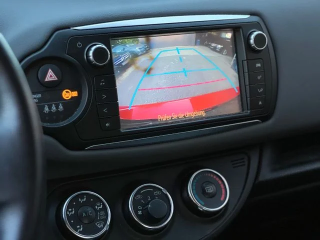 Toyota Yaris – 11