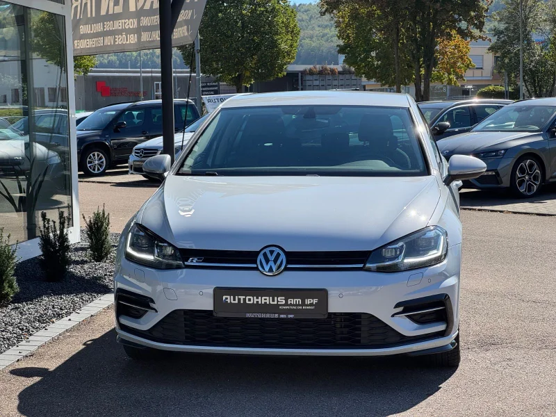 Volkswagen Golf – 10