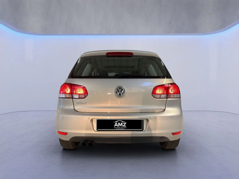 Volkswagen Golf – 6