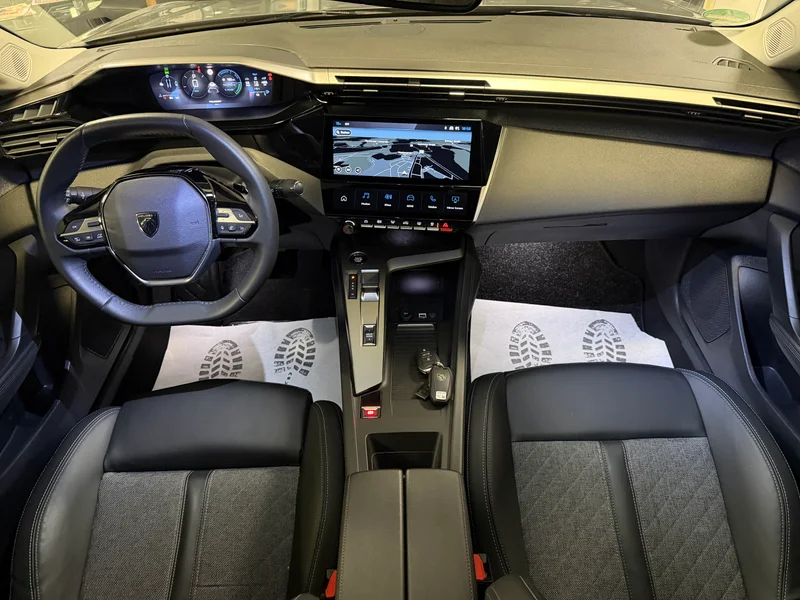 Peugeot 408 – 13