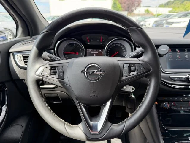 Opel Astra – 12