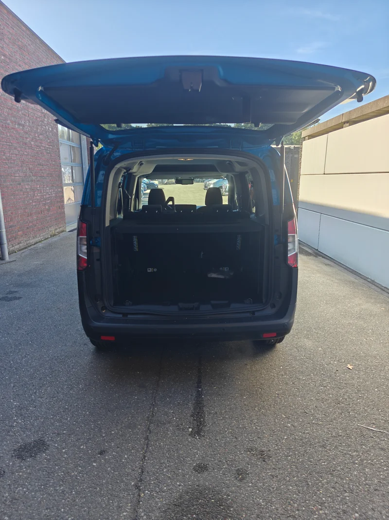 Ford Tourneo Courier Titanium 1.0 Ecoboost – 5
