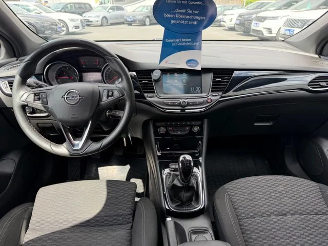 Opel Astra – 16