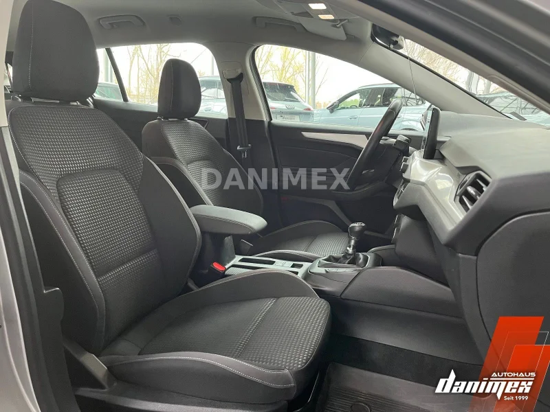 Ford Focus – 10