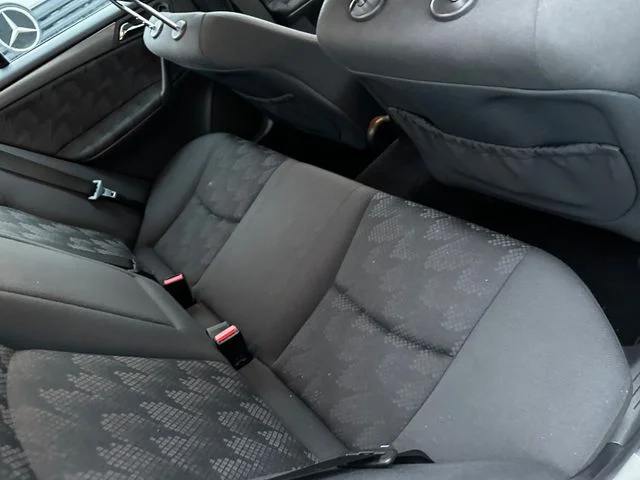 Mercedes-Benz C 200 – 11