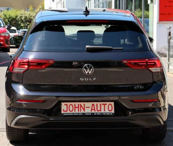 Volkswagen Golf – 6