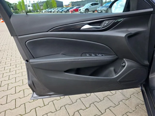 Opel Insignia – 33