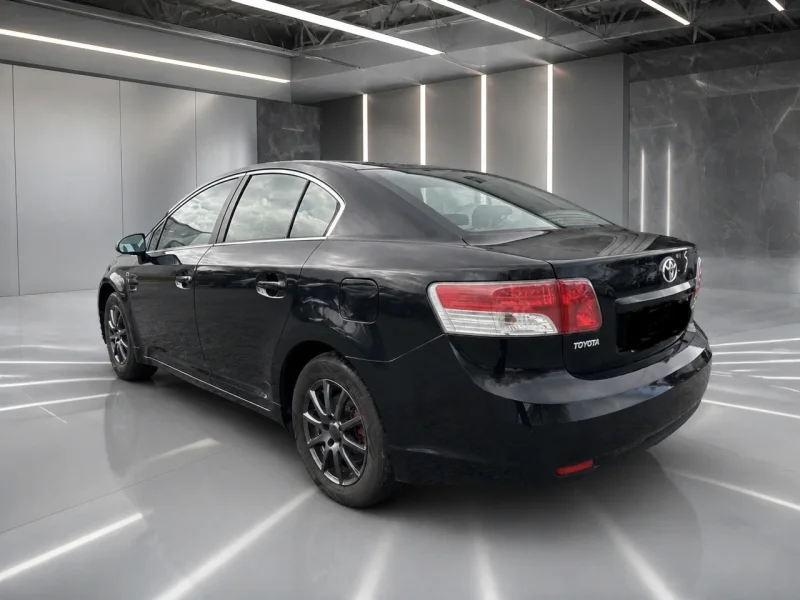 Toyota Avensis III (2009-) – 5