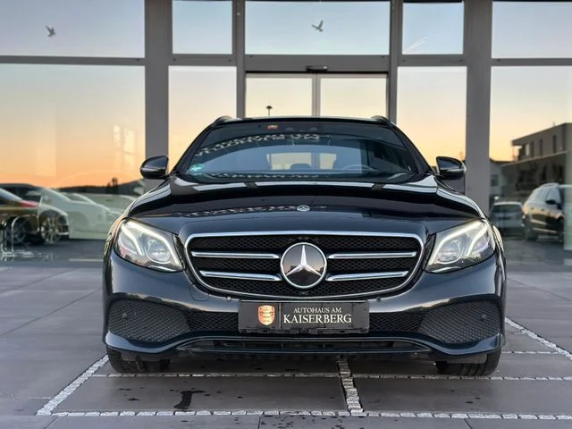 Mercedes-Benz E 300 – 3