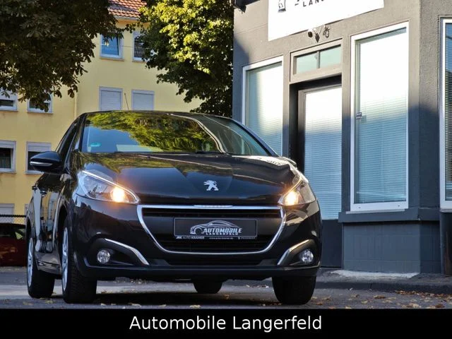 Peugeot 208 – 14