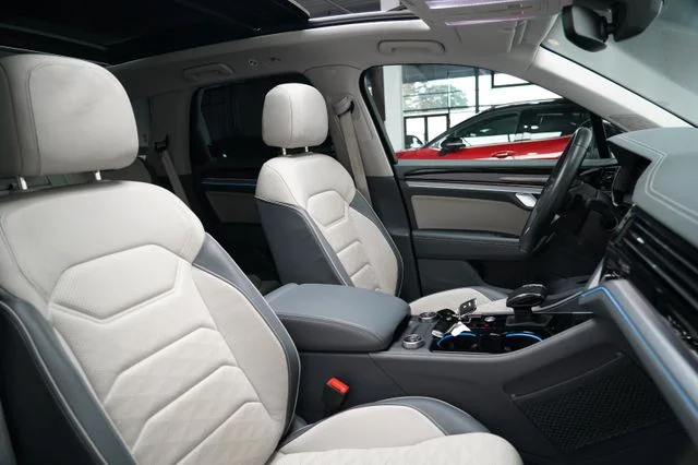 VW Touareg – 40