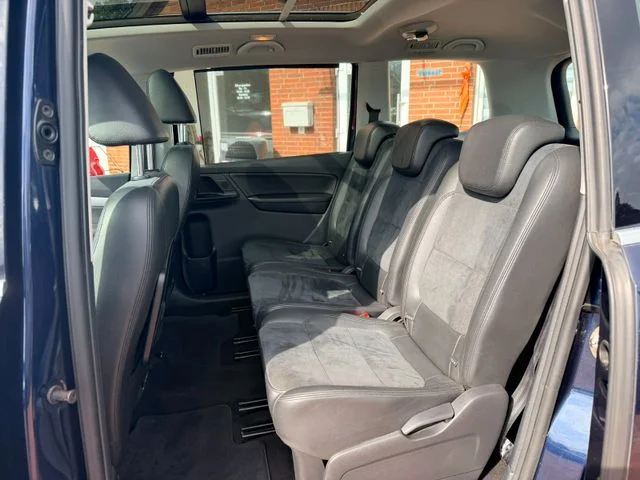 VW Sharan – 16