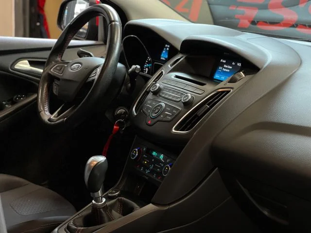 Ford Focus – 24