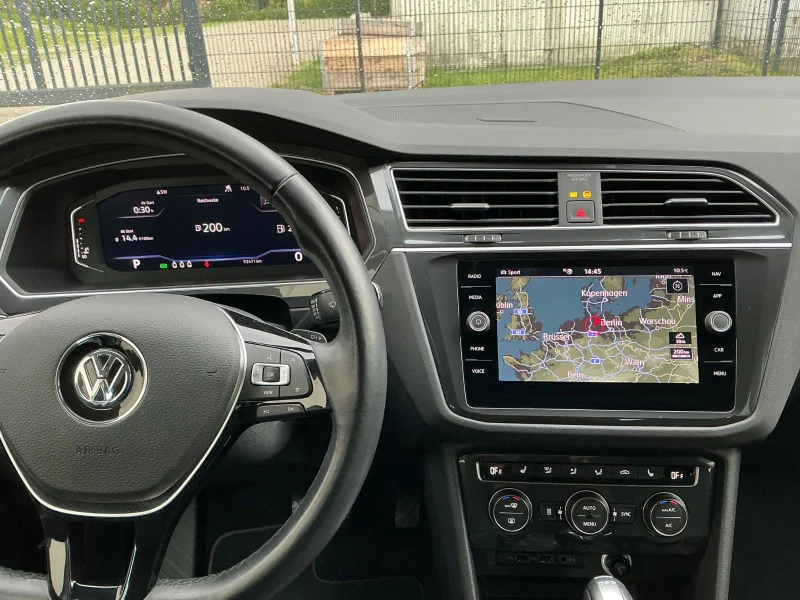 Volkswagen Tiguan – 13