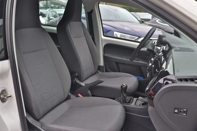 Volkswagen up – 12