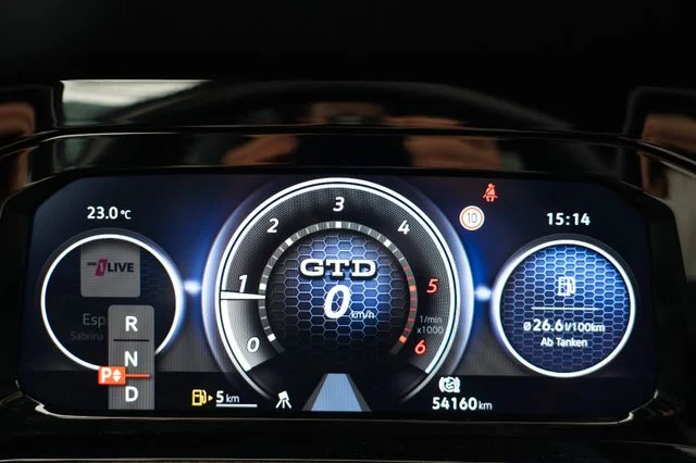 VW Golf – 27