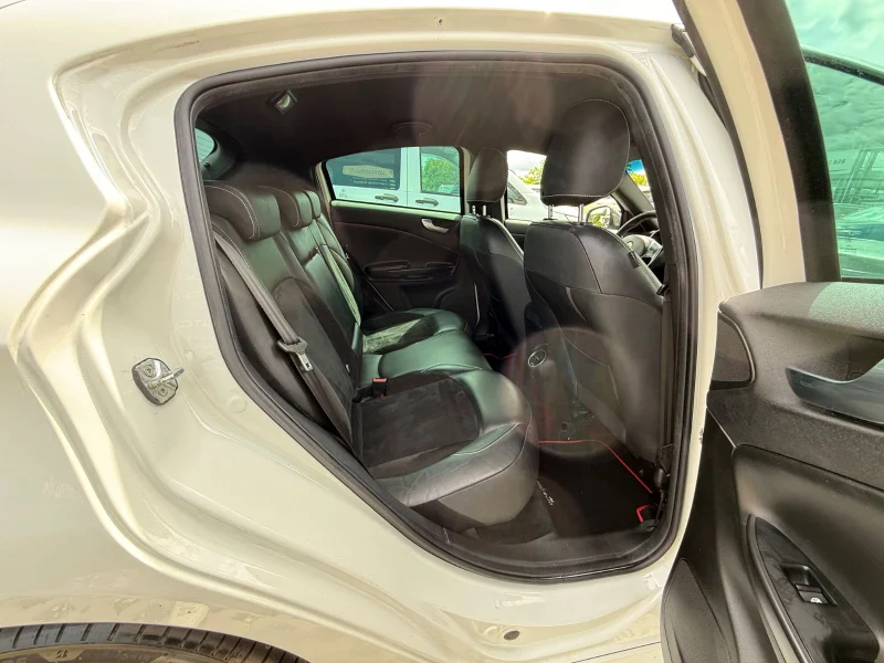Alfa Romeo Giulietta – 15
