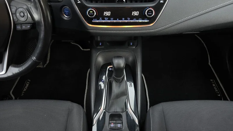 Toyota Corolla – 13
