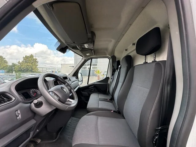RENAULT Master – 12