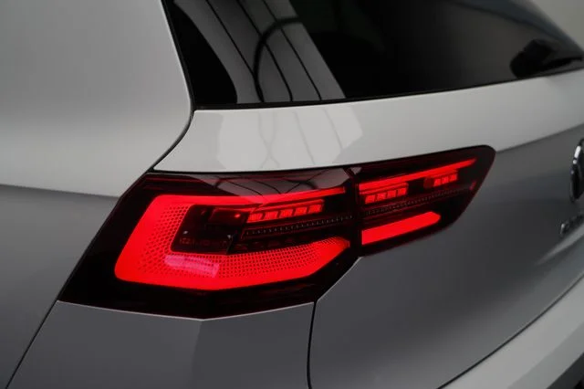VW Golf – 12