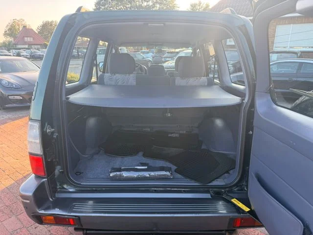 TOYOTA Land Cruiser – 5