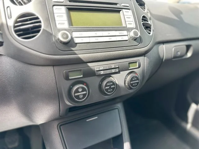 Volkswagen Golf – 12