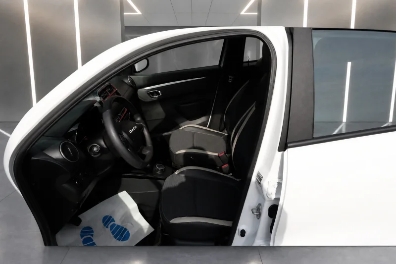 Dacia Spring – 12