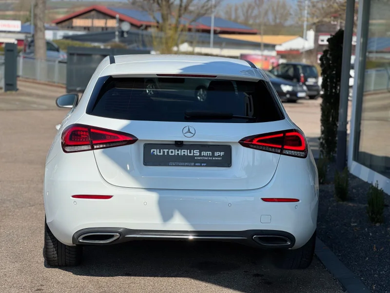 Mercedes-Benz A 200 – 14