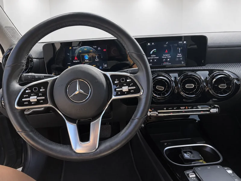 Mercedes-Benz A 200 – 13