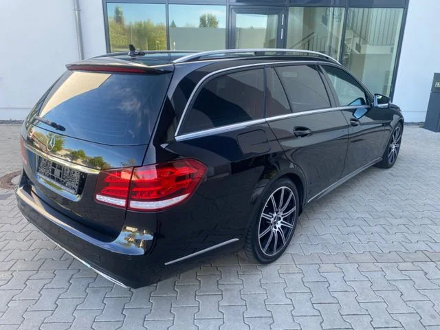 MERCEDES-BENZ E 250 – 6