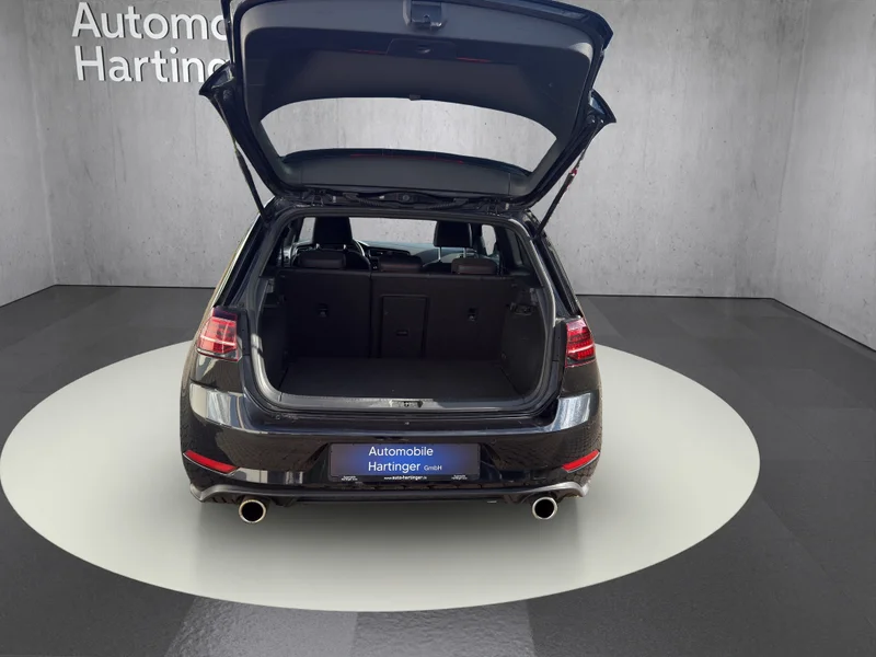 Volkswagen Golf – 15