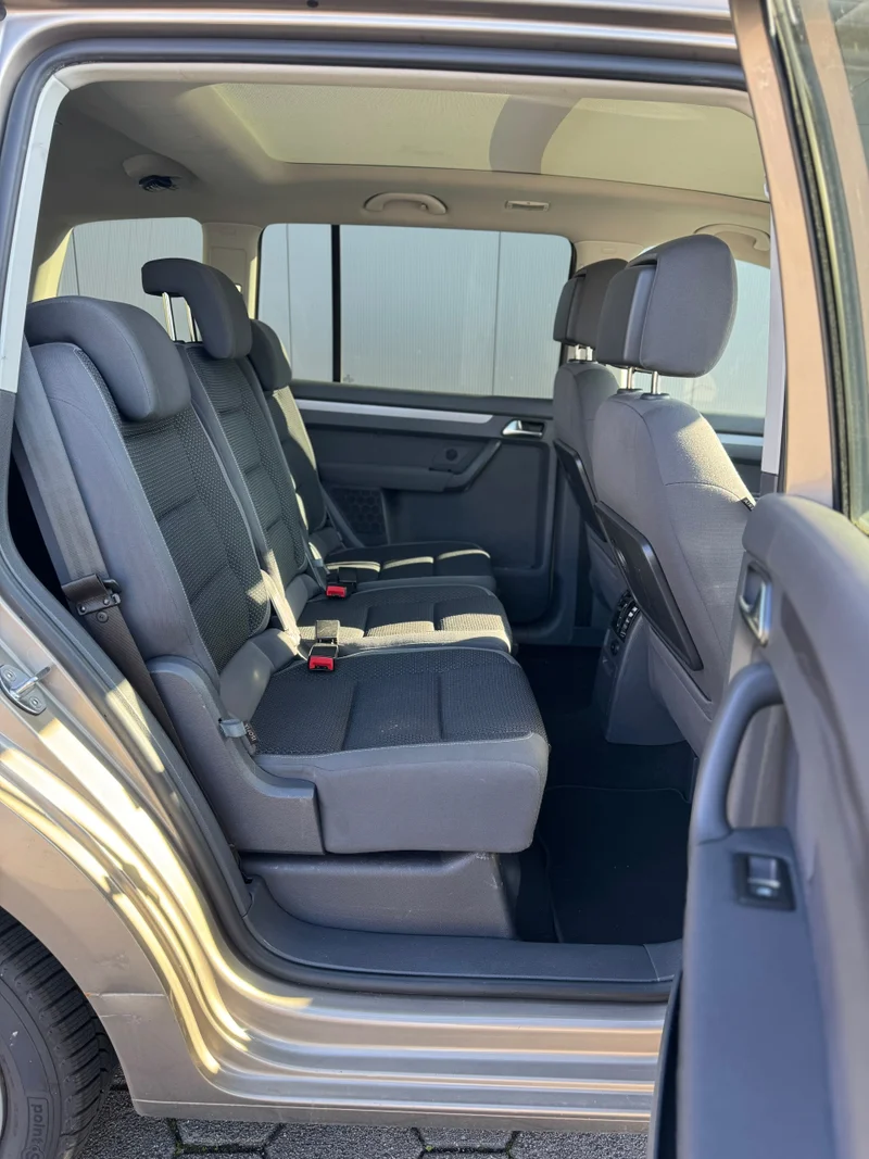 Volkswagen Touran – 14