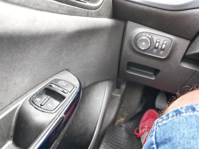 Opel Corsa – 21