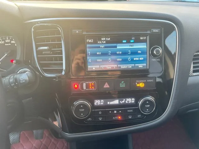MITSUBISHI Outlander – 17