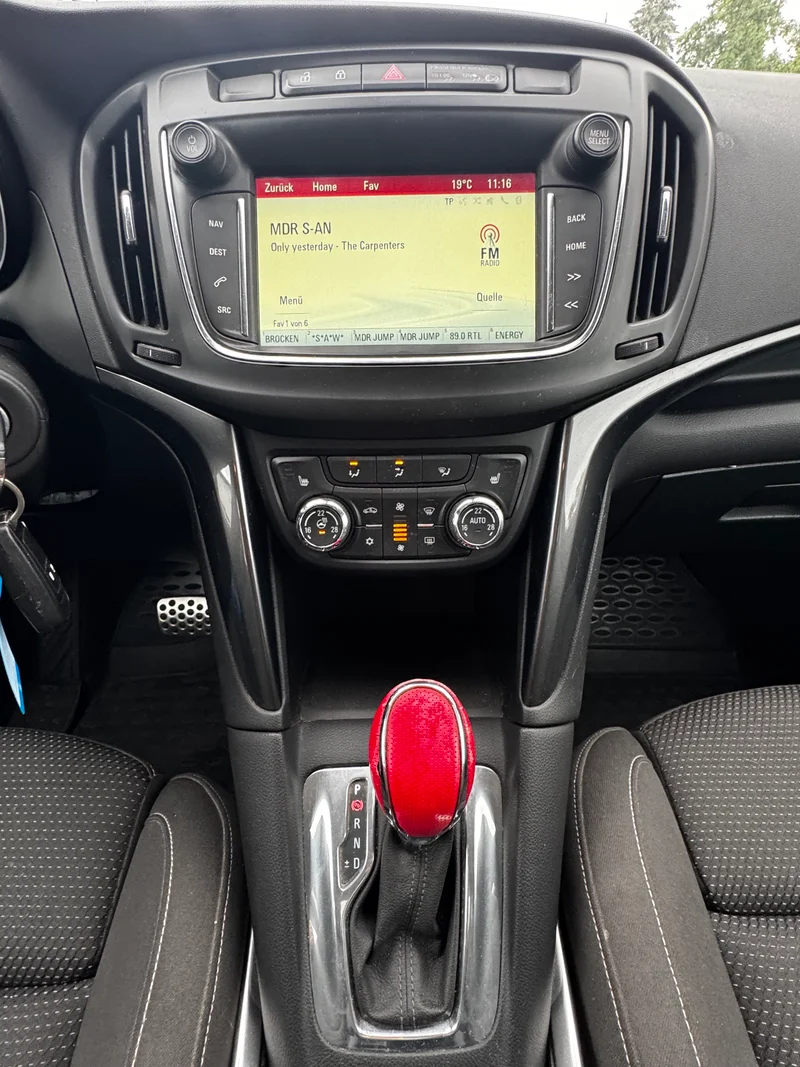 Opel Zafira – 8