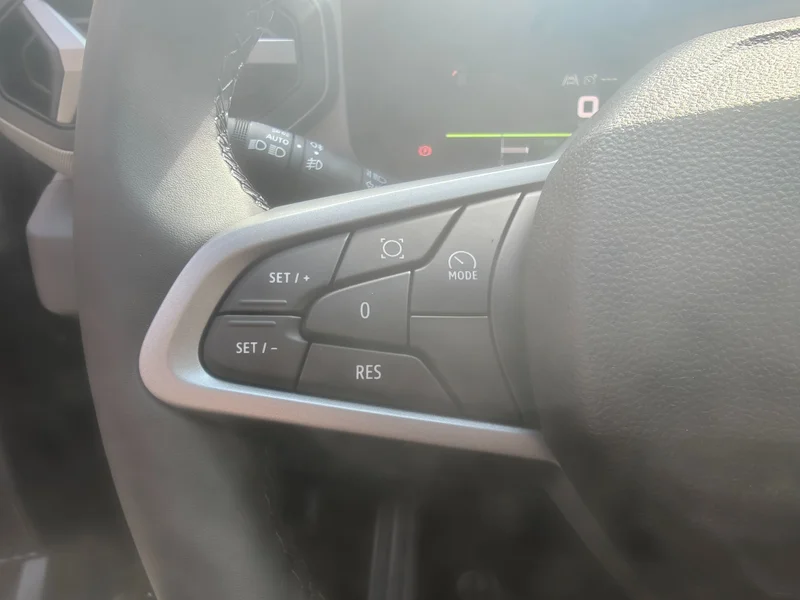 Dacia BIGSTER JOURNEY MILD HYBRID 140 – 16