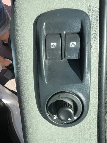 Renault Trafic – 12
