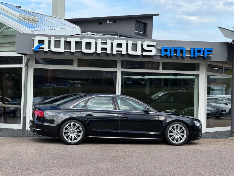 Audi A8 – 7