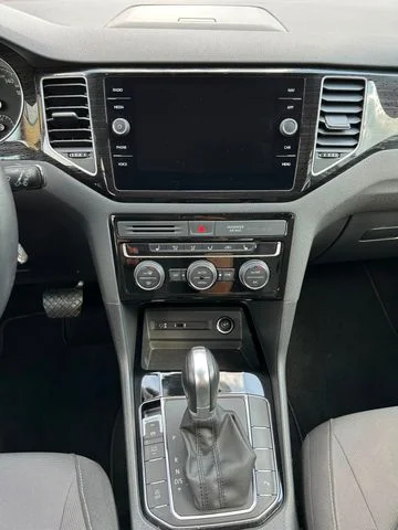 VW Golf Sportsvan – 13