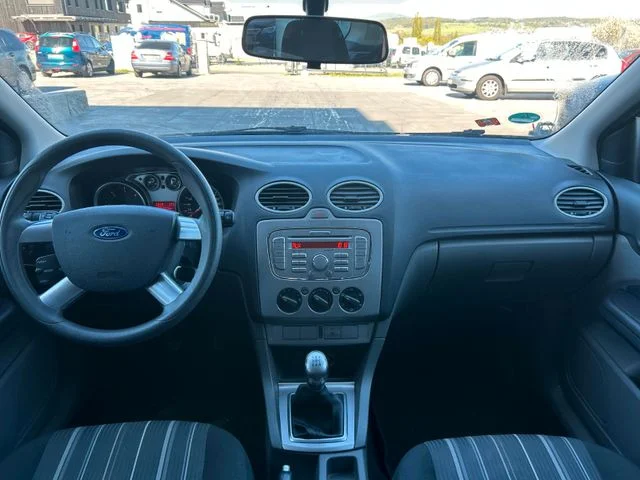 Ford Focus – 12