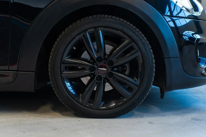 Mini COOPER – 8