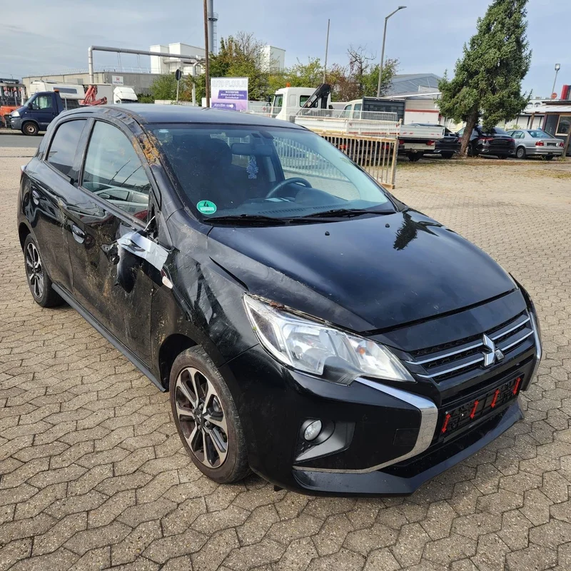 Mitsubishi Space Star – 7