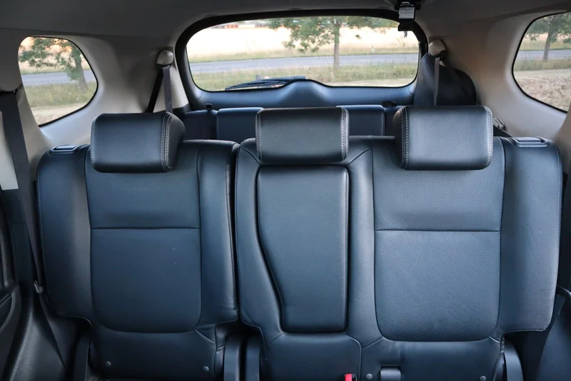 Mitsubishi Outlander – 16