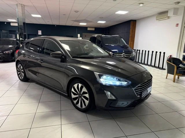 Ford Focus – 3