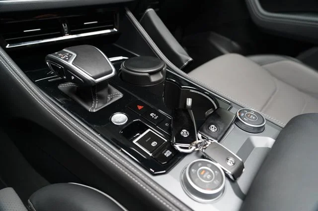 VW Touareg – 36