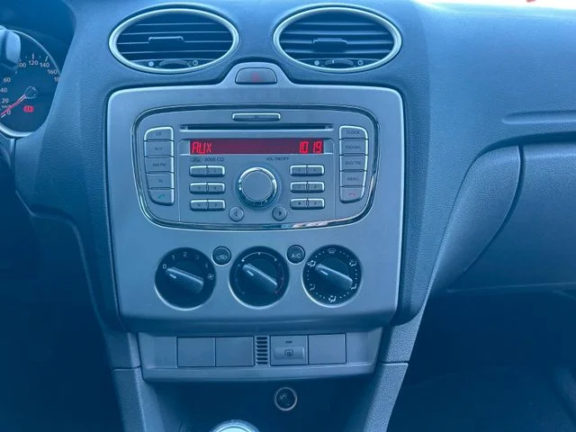 Ford Focus – 9
