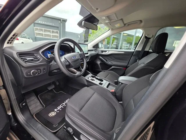 Ford Focus – 28