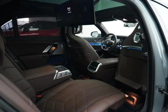 BMW 740 – 23